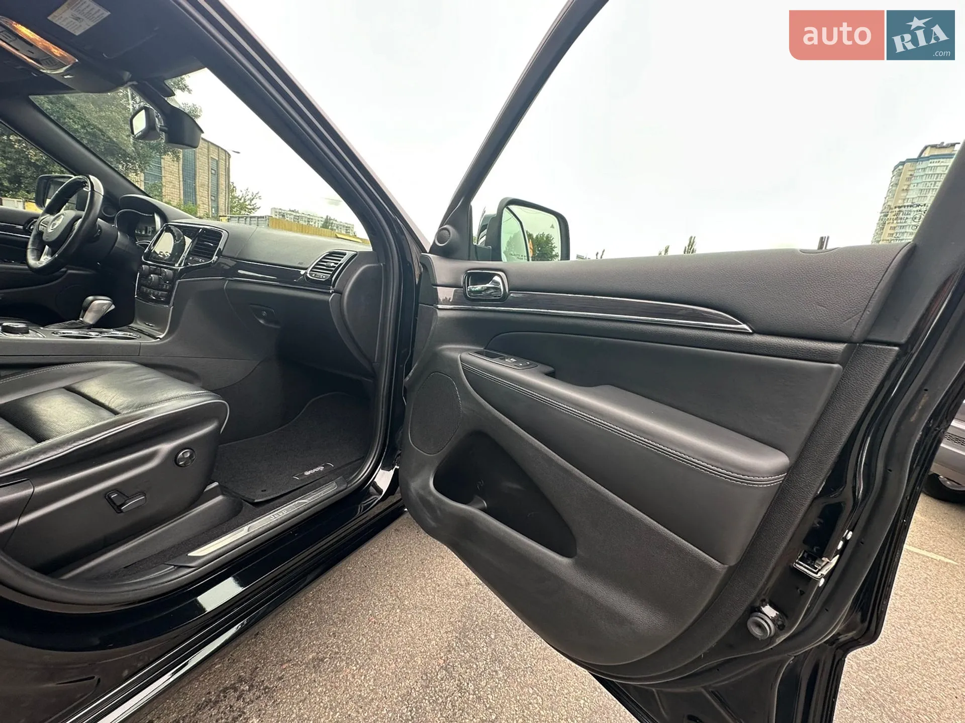 2020 Jeep Grand Cherokee - мініатюра 38