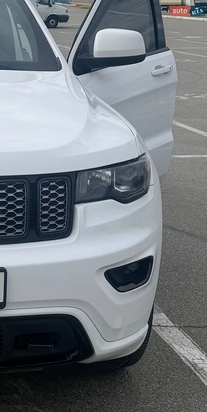 2022 Jeep Grand Cherokee - мініатюра 17