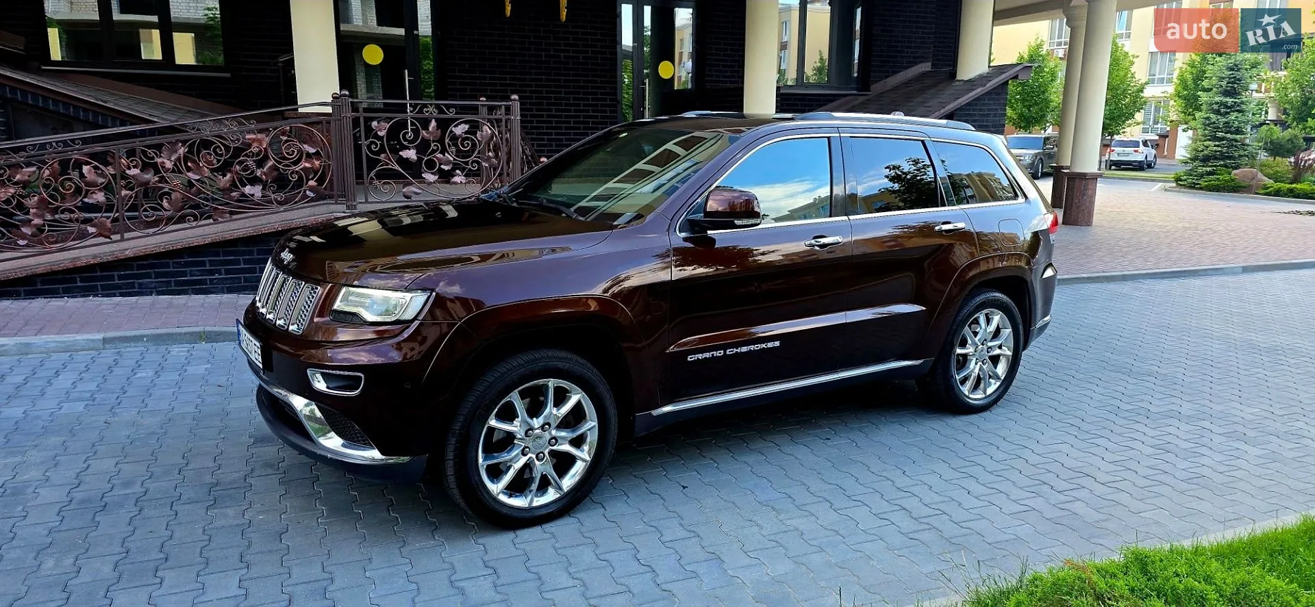 2015 Jeep Grand Cherokee - мініатюра 35