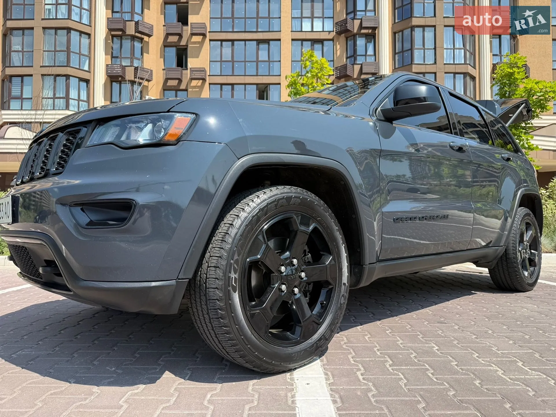2018 Jeep Grand Cherokee - мініатюра 16