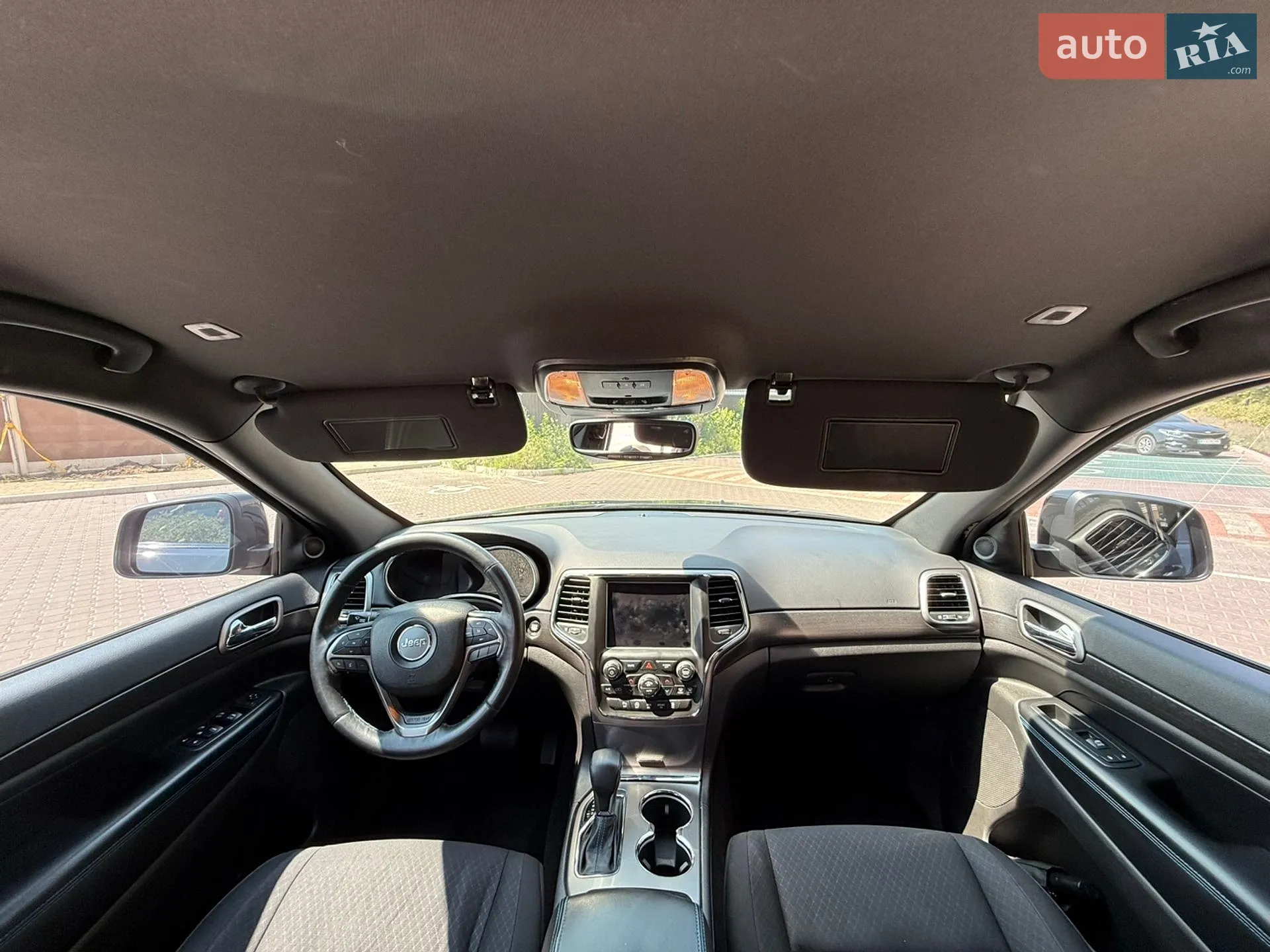 2018 Jeep Grand Cherokee - мініатюра 17