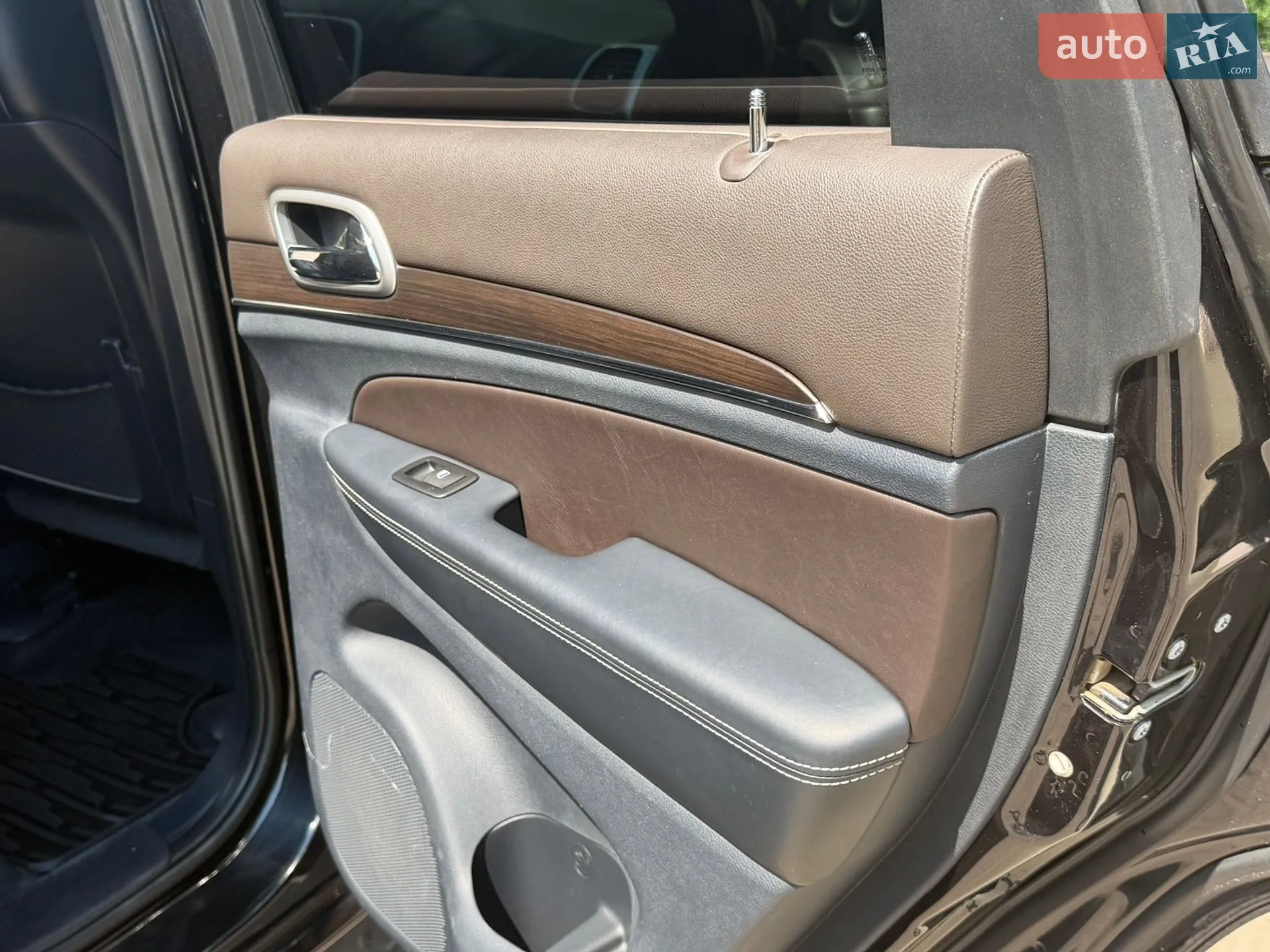 2015 Jeep Grand Cherokee - мініатюра 64