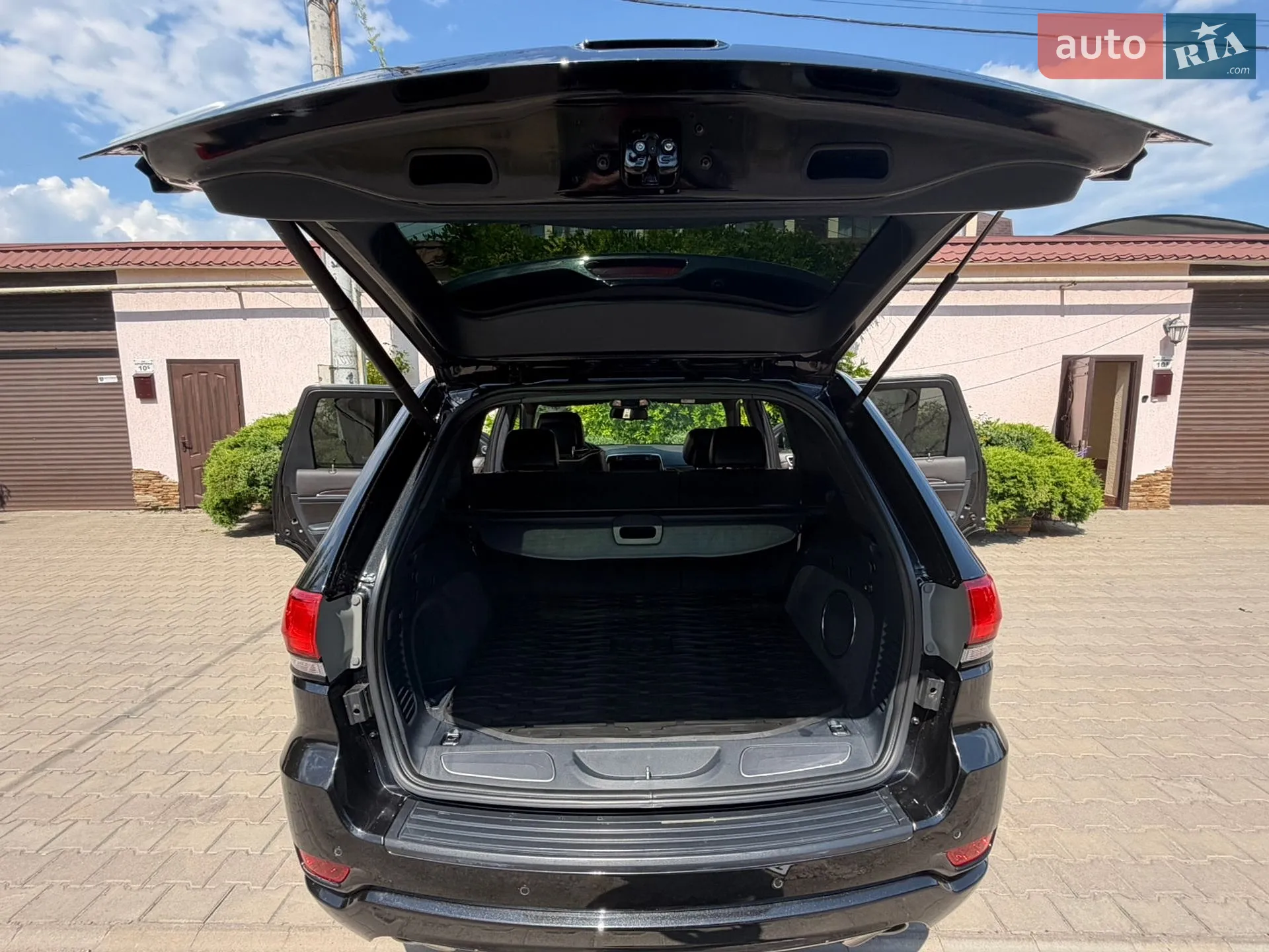 2015 Jeep Grand Cherokee - мініатюра 82