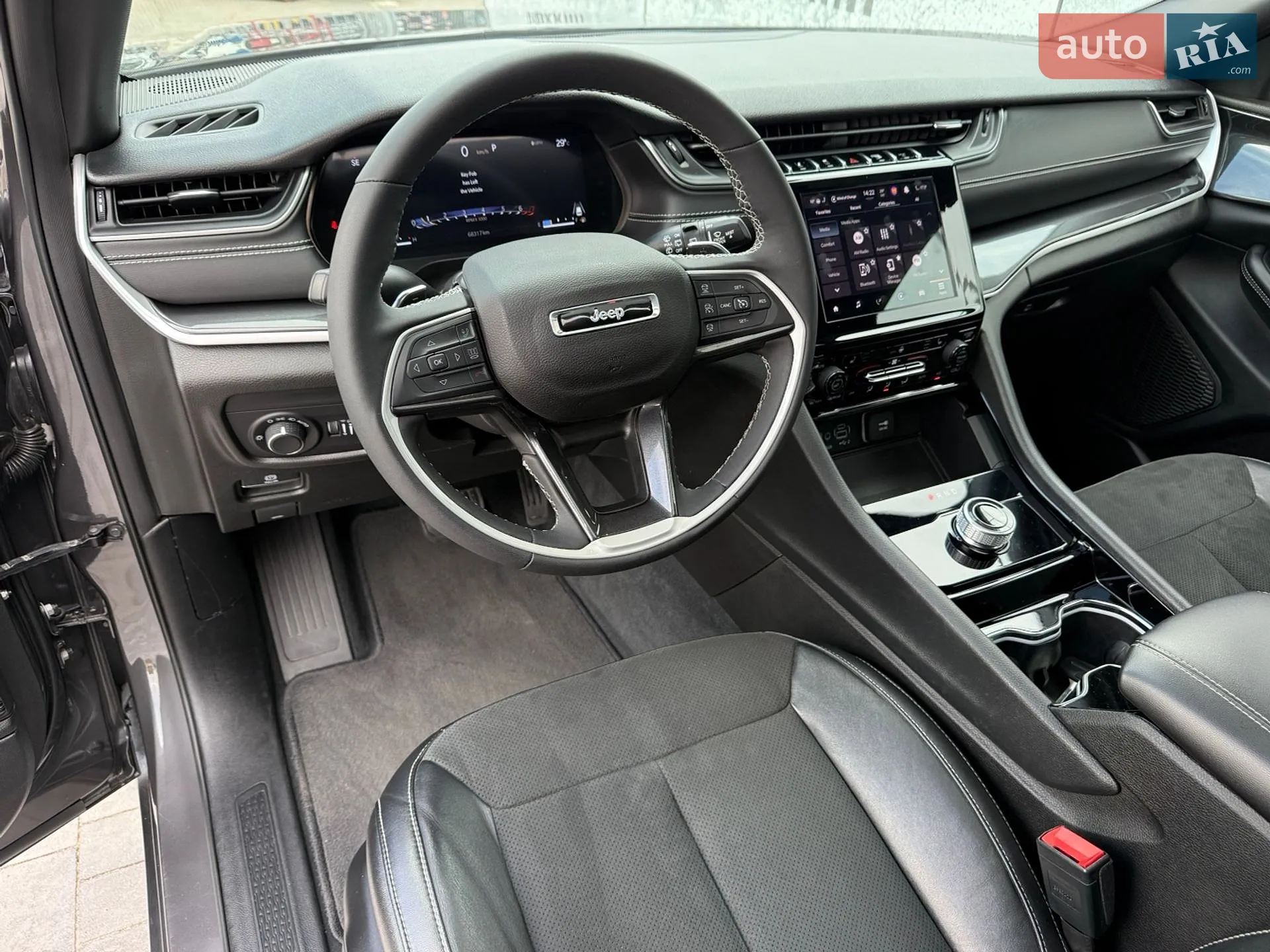 2022 Jeep Grand Cherokee - мініатюра 35