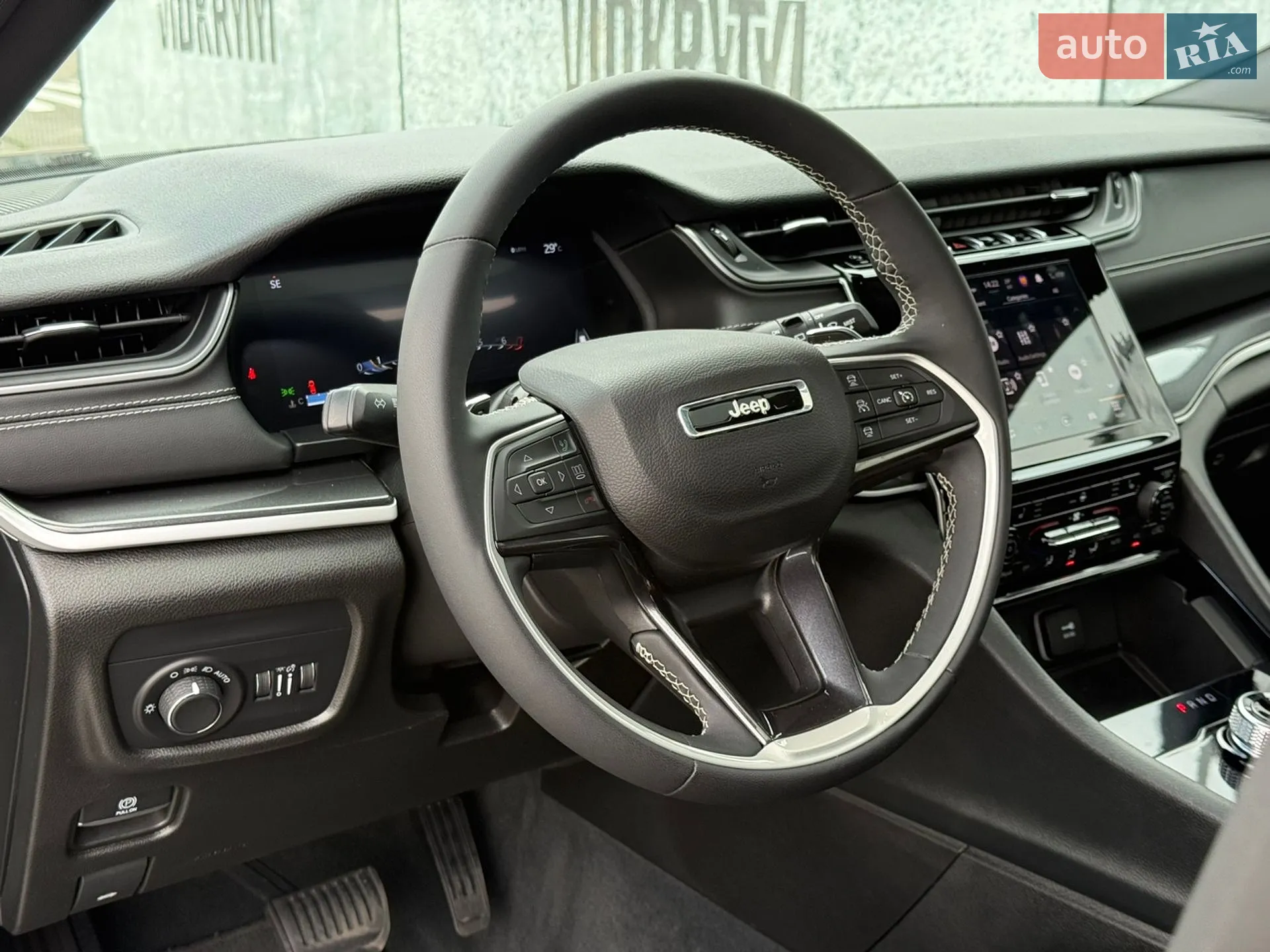 2022 Jeep Grand Cherokee - мініатюра 36