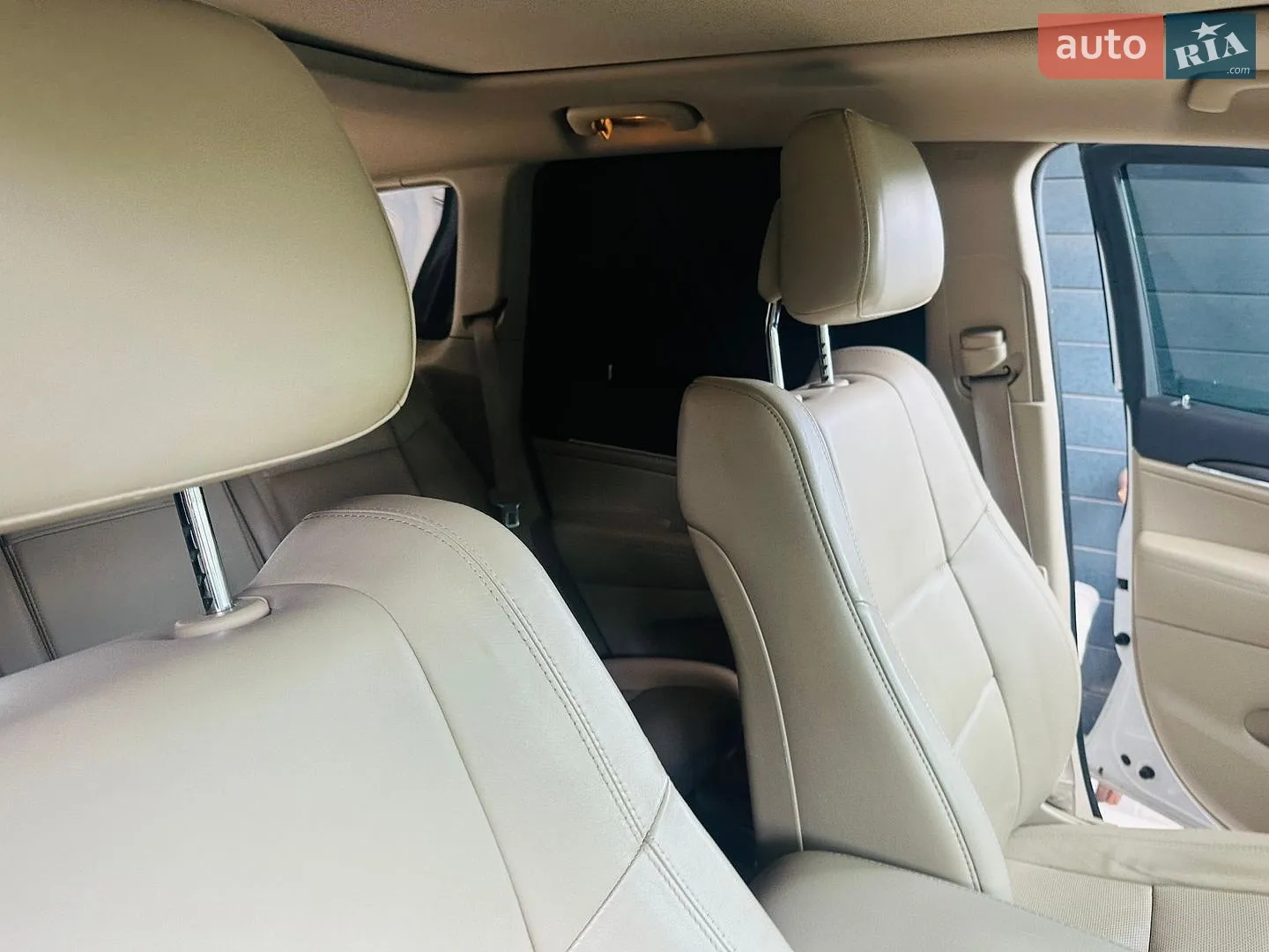 2014 Jeep Grand Cherokee - мініатюра 41