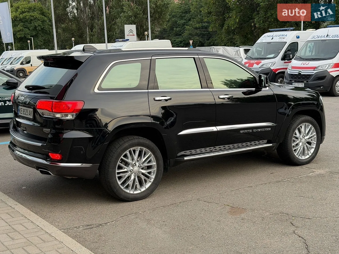 2017 Jeep Grand Cherokee - мініатюра 4