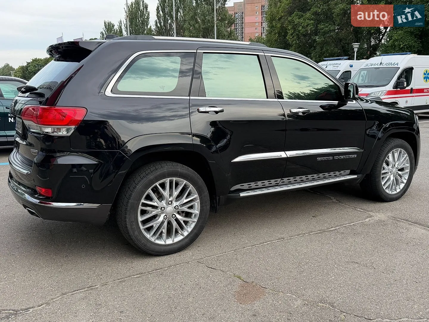 2017 Jeep Grand Cherokee - мініатюра 16