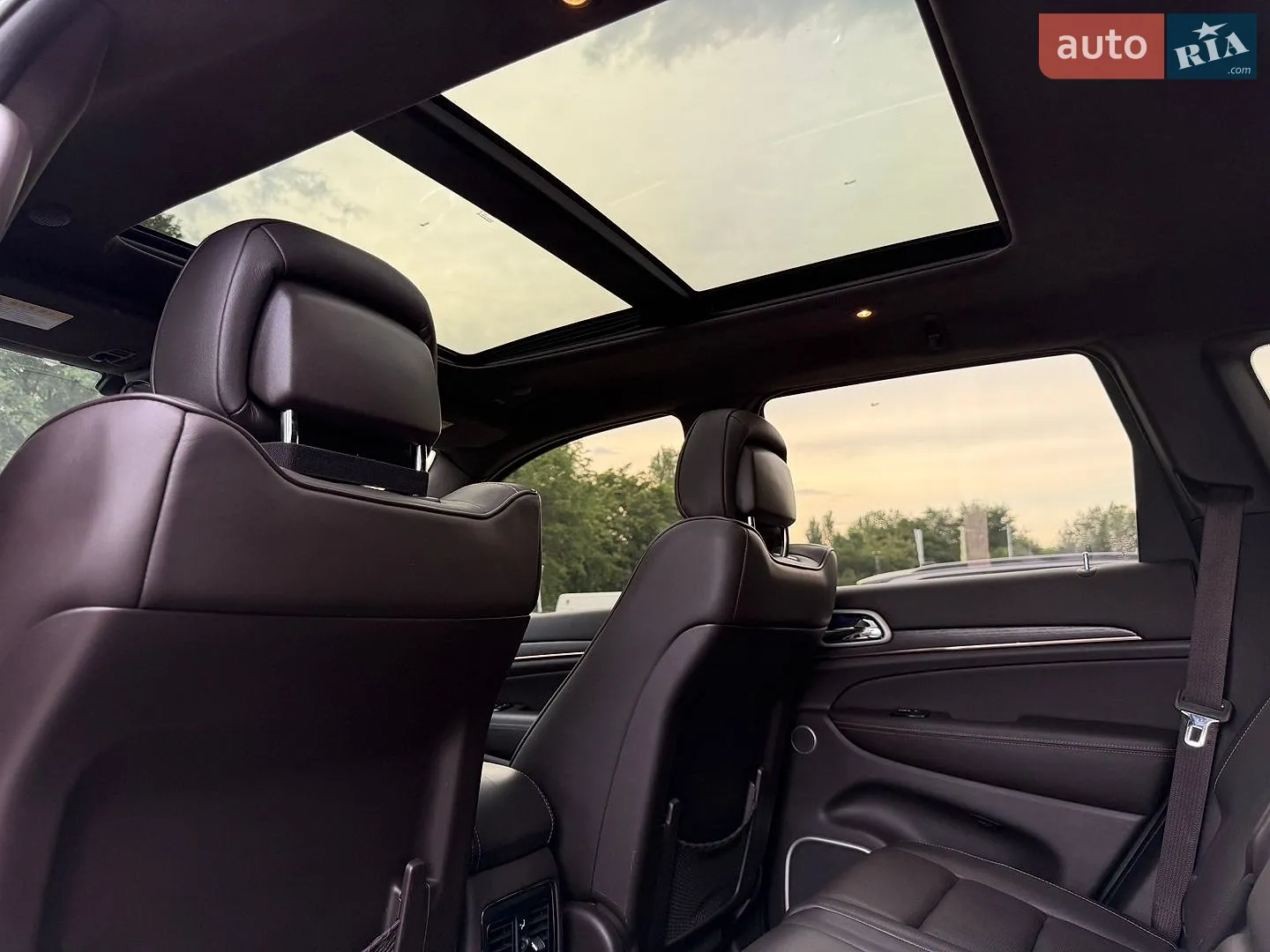 2017 Jeep Grand Cherokee - мініатюра 25