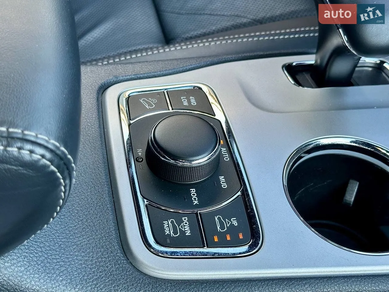 2014 Jeep Grand Cherokee - мініатюра 46