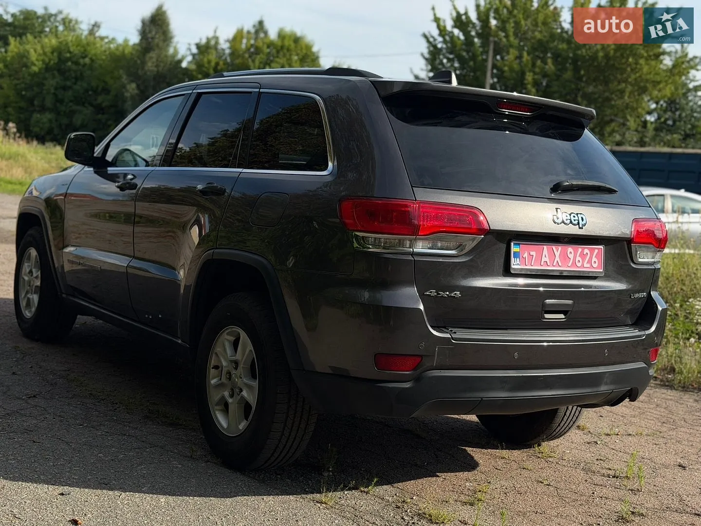 2017 Jeep Grand Cherokee - мініатюра 32