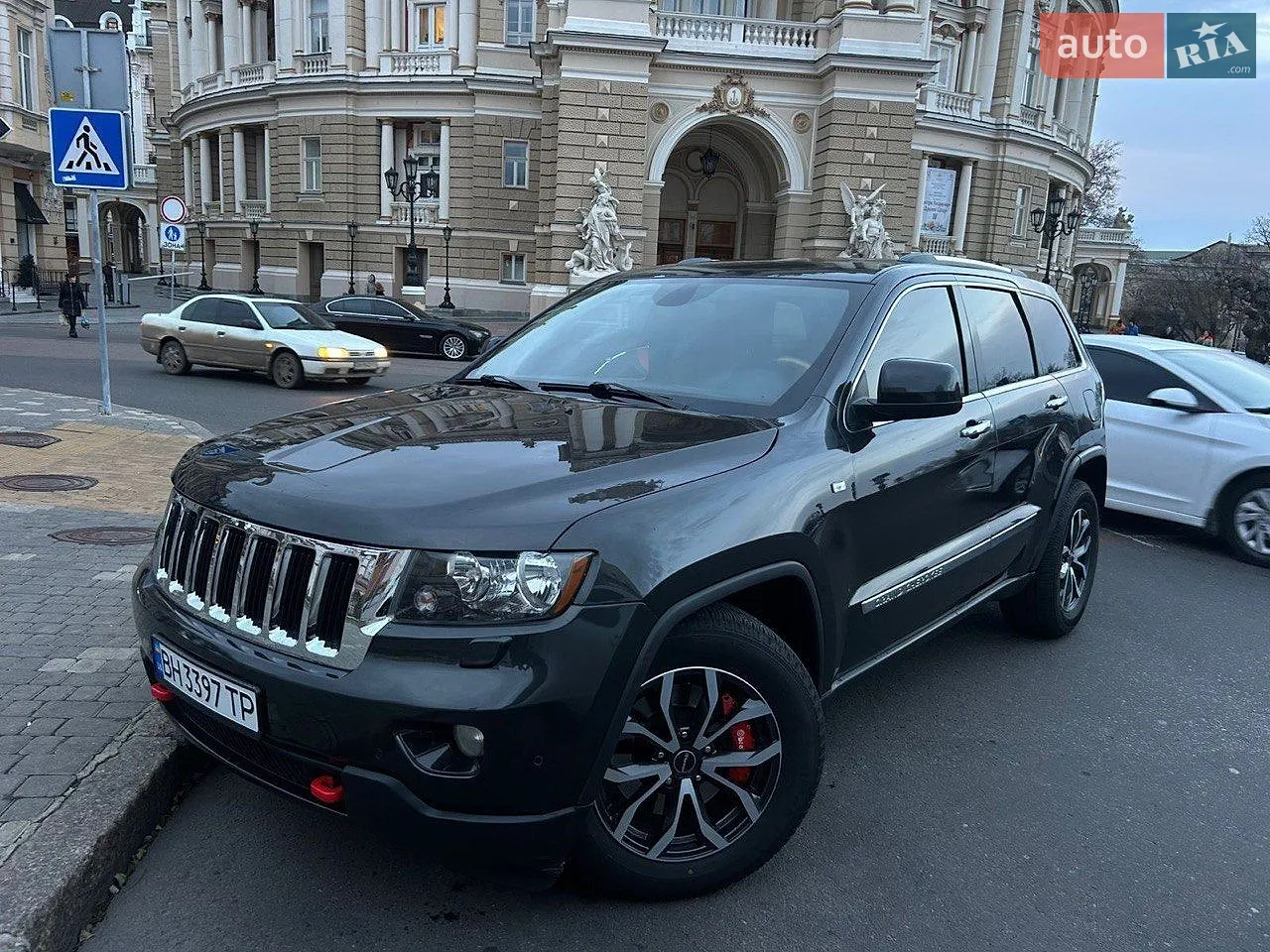 2011 Jeep Grand Cherokee - мініатюра 2