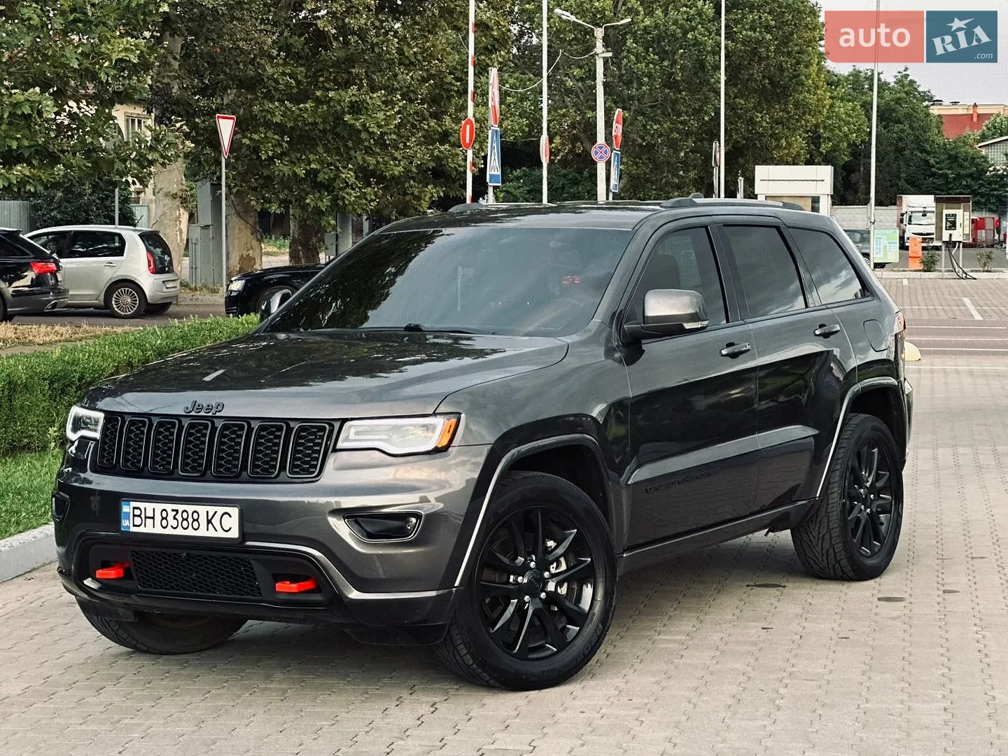 2020 Jeep Grand Cherokee - мініатюра 2