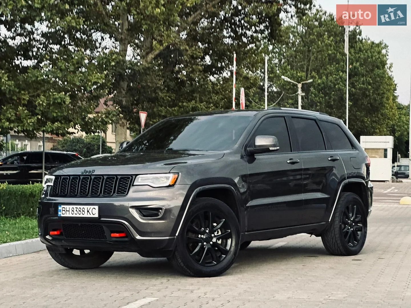 2020 Jeep Grand Cherokee - мініатюра 3