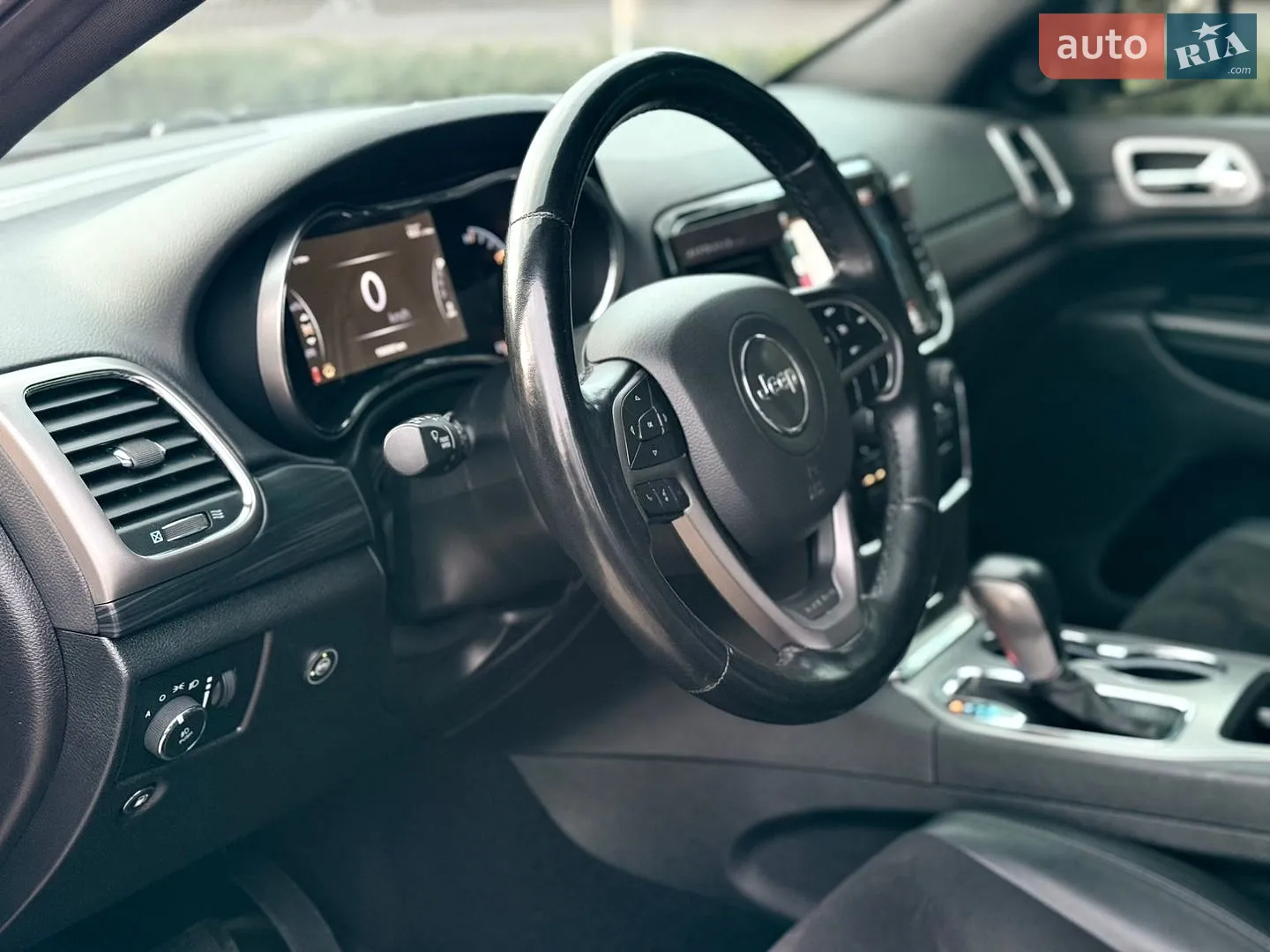 2020 Jeep Grand Cherokee - мініатюра 39