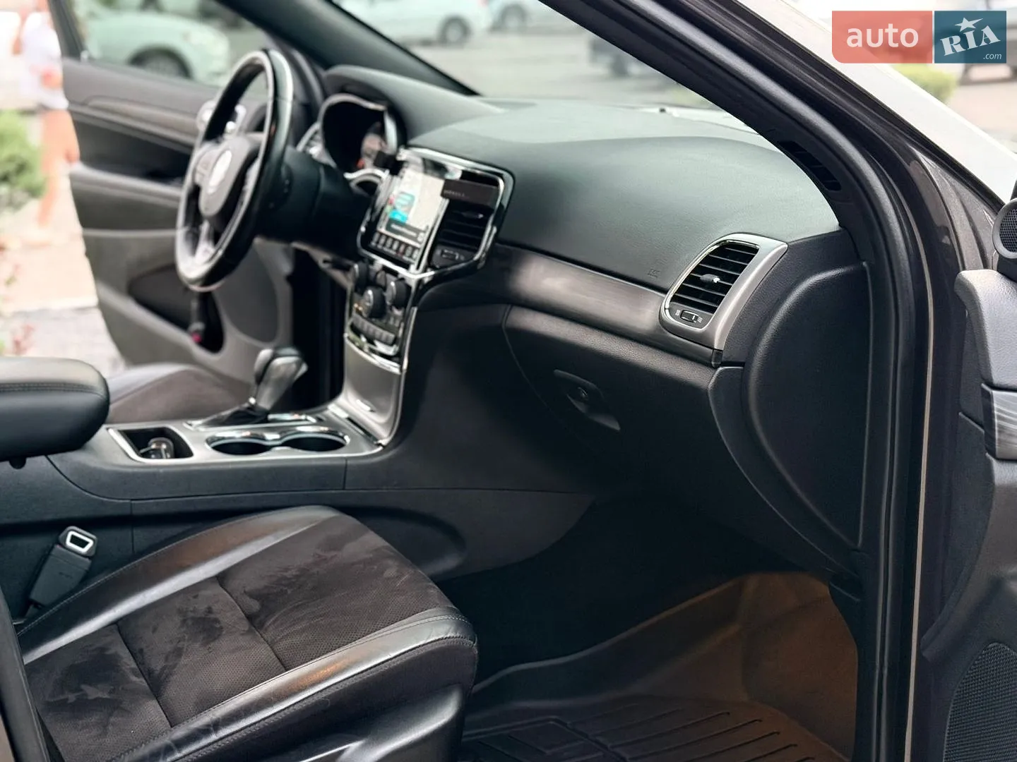 2020 Jeep Grand Cherokee - мініатюра 40