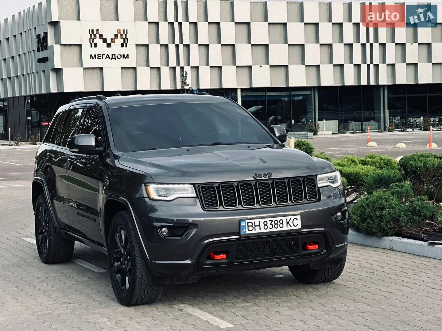 2020 Jeep Grand Cherokee - мініатюра 11