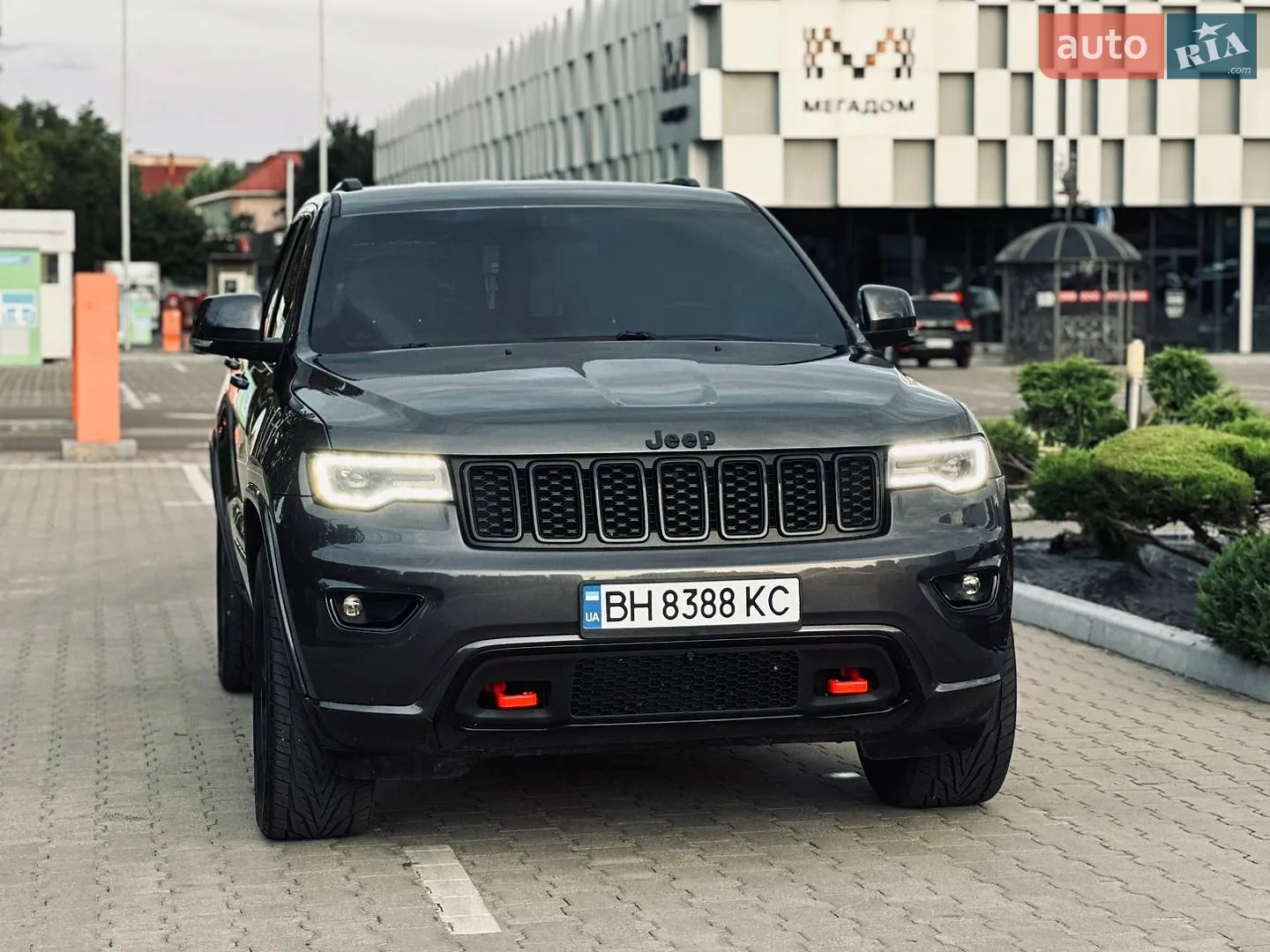 2020 Jeep Grand Cherokee - мініатюра 34