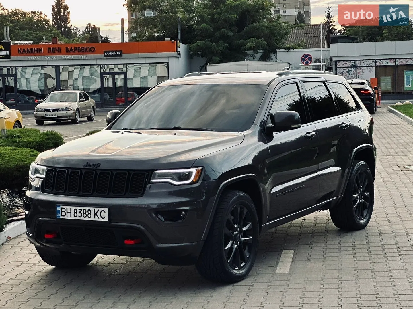 2020 Jeep Grand Cherokee - мініатюра 13
