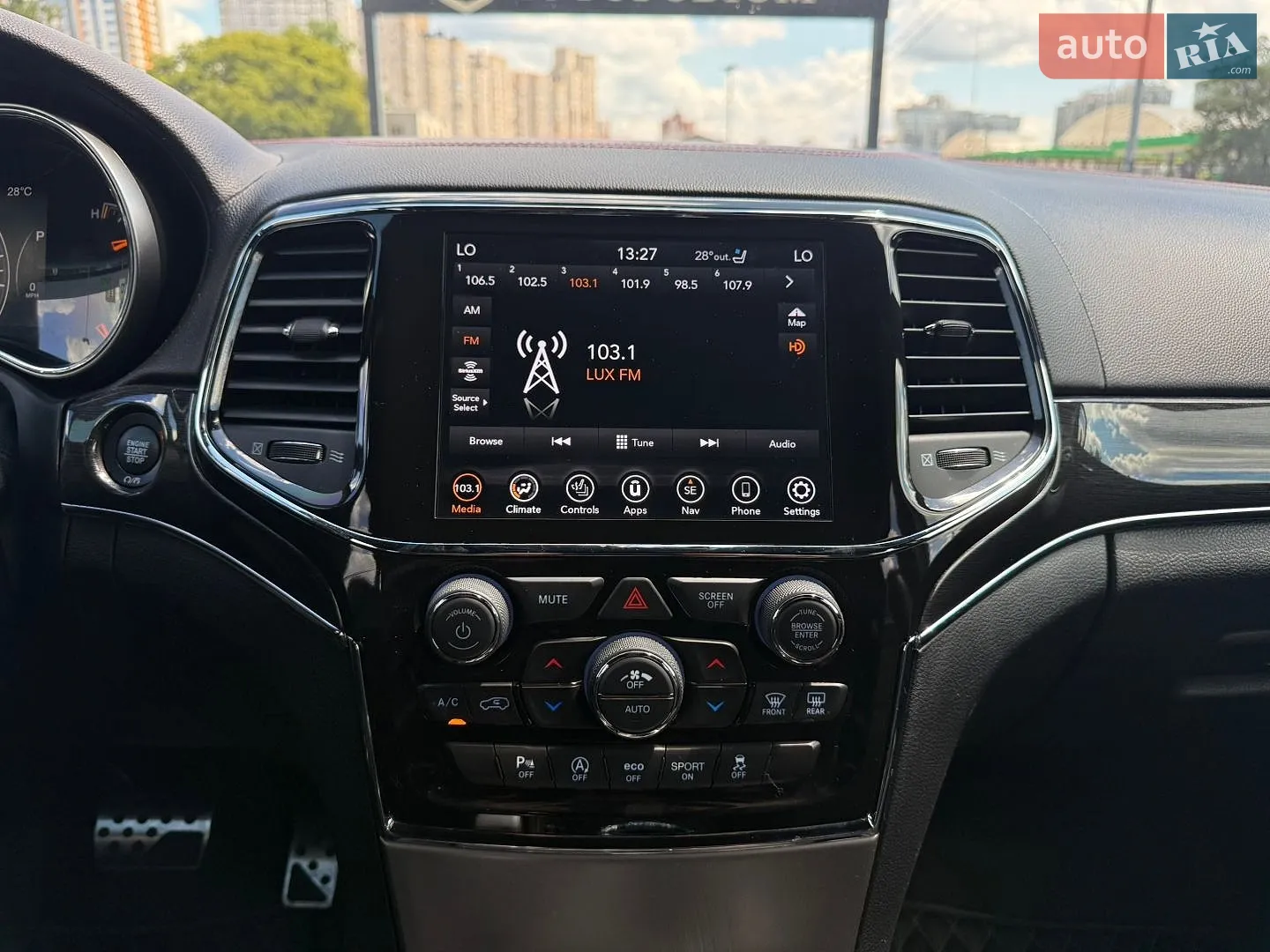 2020 Jeep Grand Cherokee - мініатюра 20