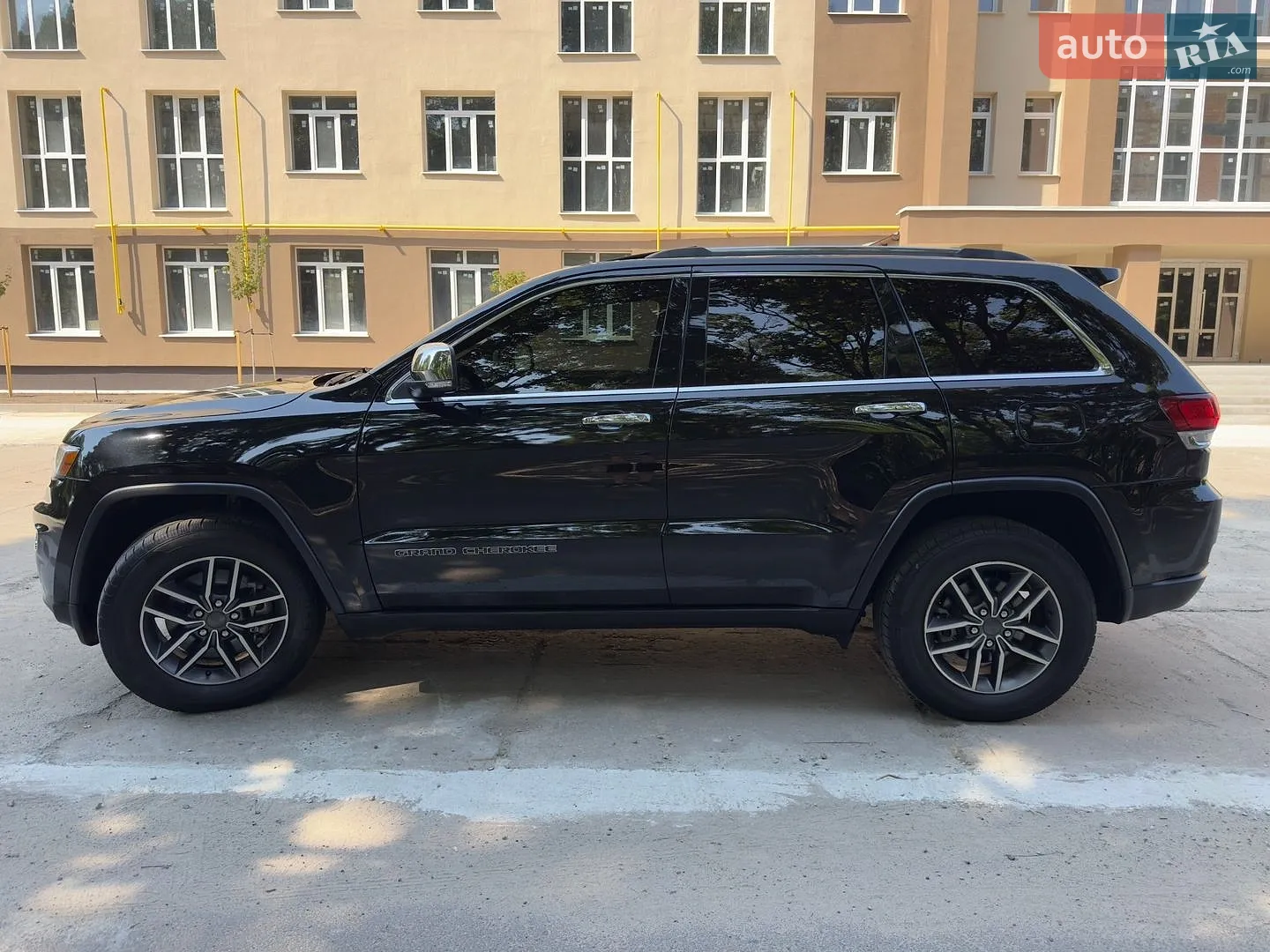 2020 Jeep Grand Cherokee - мініатюра 8