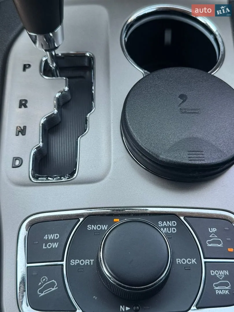 2012 Jeep Grand Cherokee - мініатюра 16