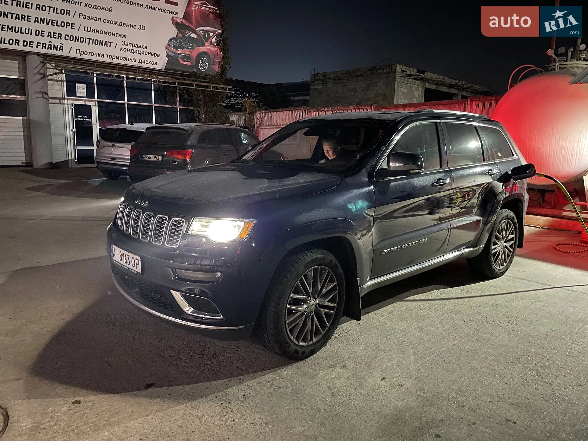 2016 Jeep Grand Cherokee - мініатюра 10