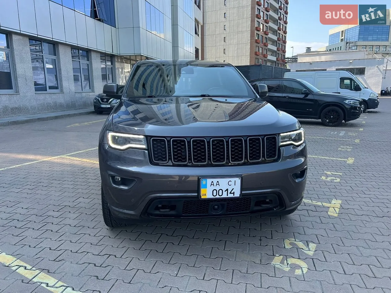 2022 Jeep Grand Cherokee - мініатюра 31