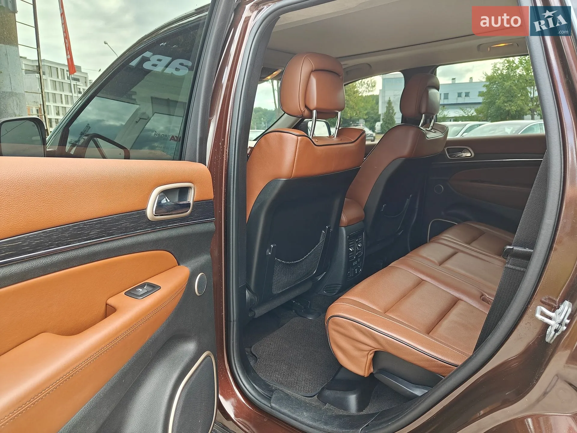 2015 Jeep Grand Cherokee - мініатюра 16