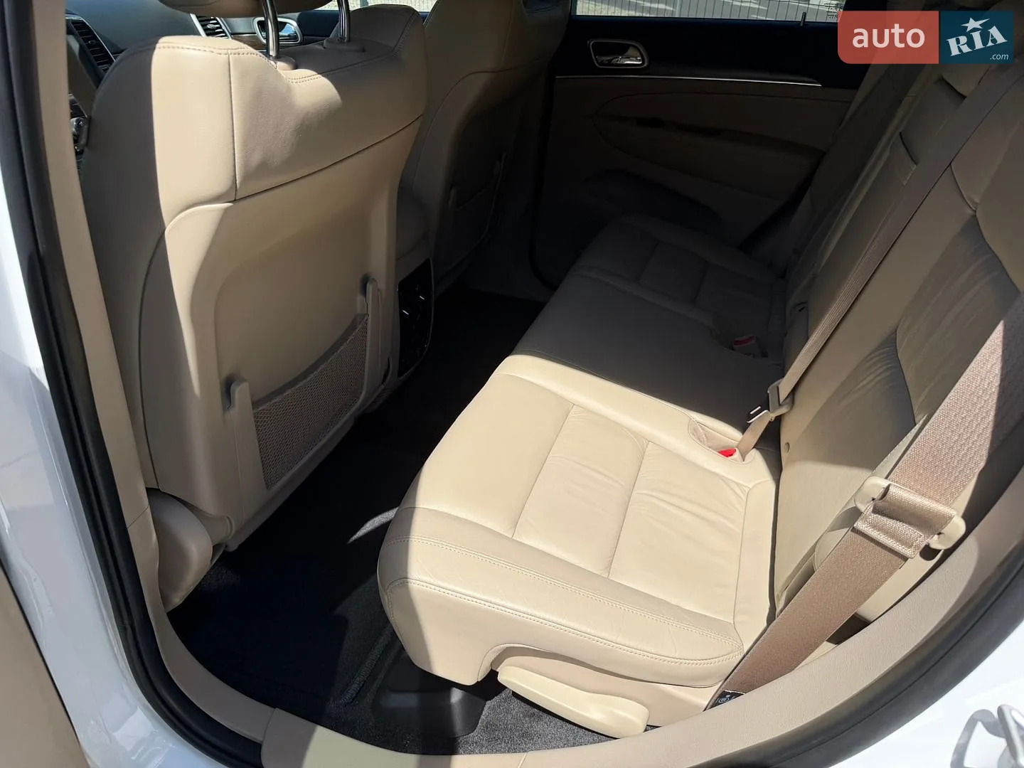 2015 Jeep Grand Cherokee - мініатюра 16