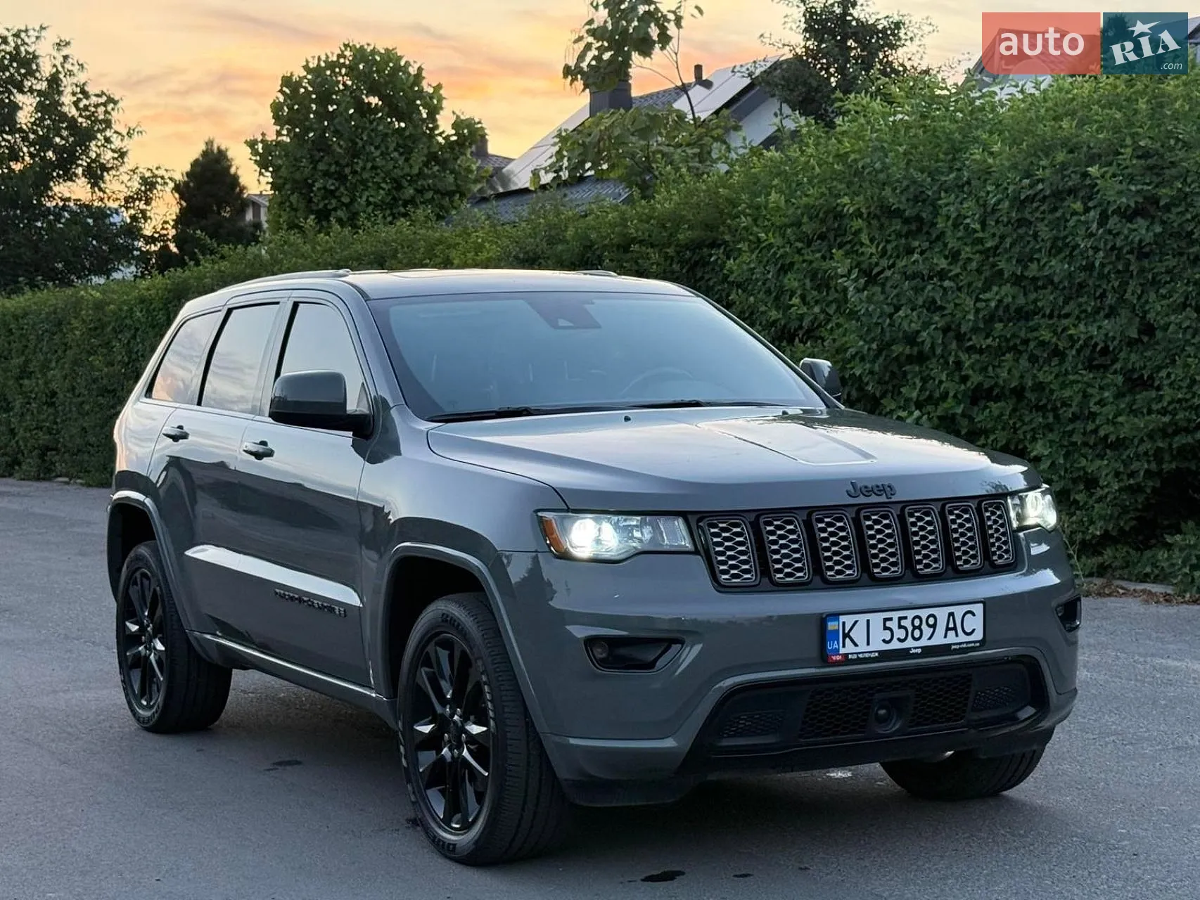 2021 Jeep Grand Cherokee - мініатюра 12