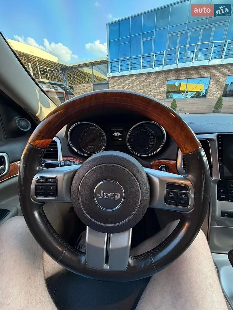 2011 Jeep Grand Cherokee - мініатюра 10