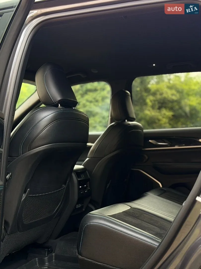 2023 Jeep Grand Cherokee - мініатюра 25