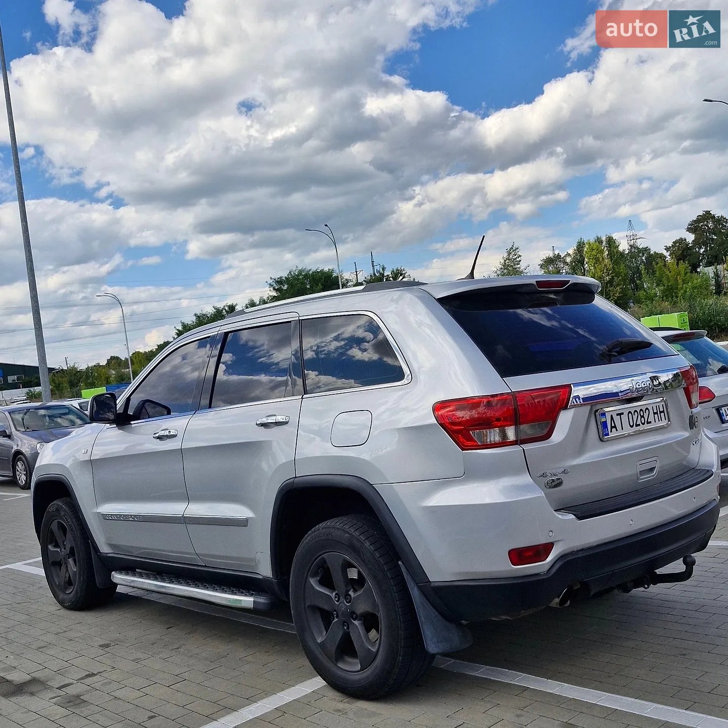 2011 Jeep Grand Cherokee - мініатюра 9