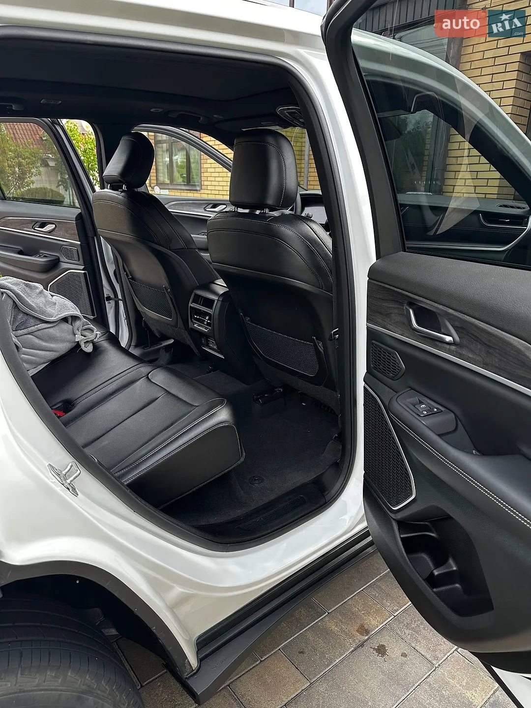 2025 Jeep Grand Cherokee - мініатюра 14