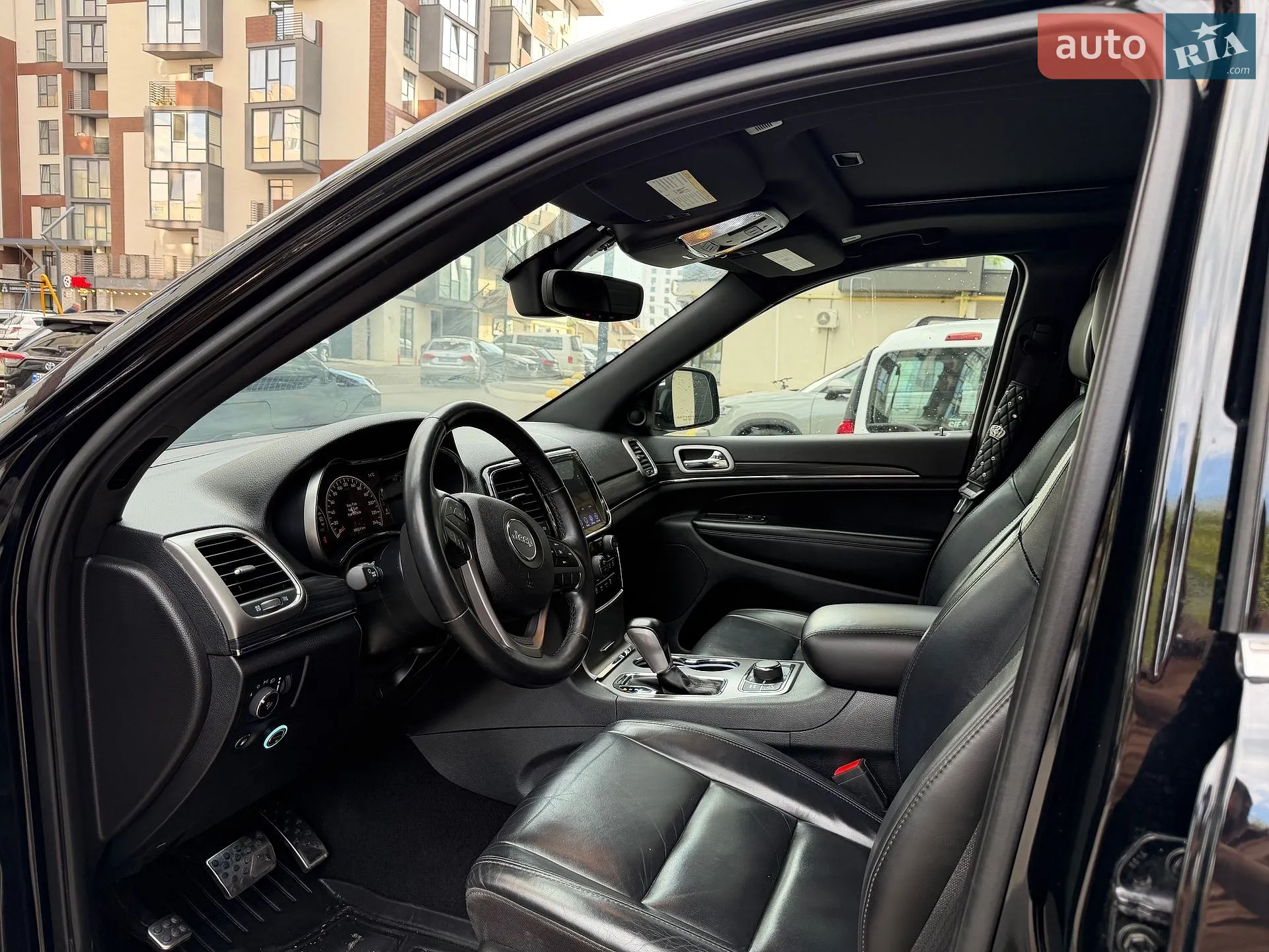 2020 Jeep Grand Cherokee - мініатюра 10