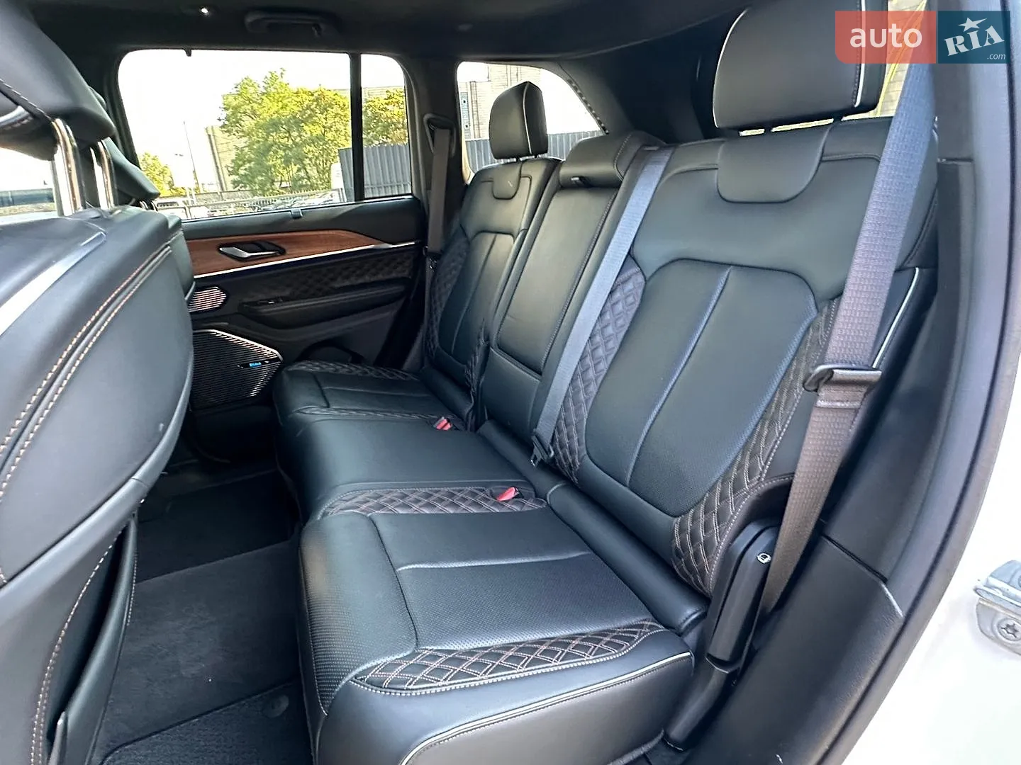 2022 Jeep Grand Cherokee - мініатюра 42