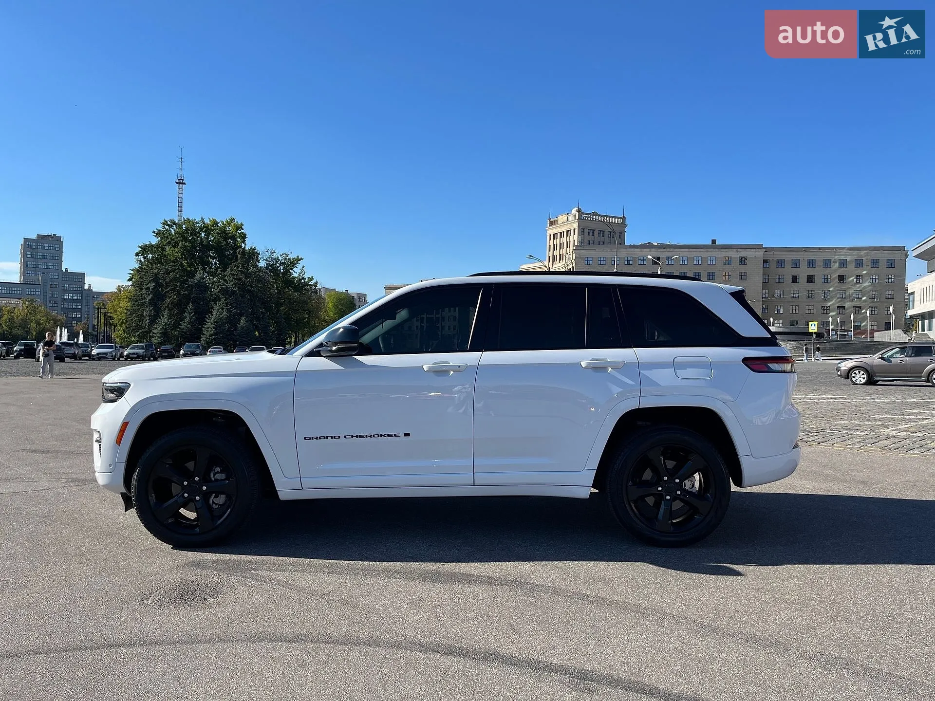 2023 Jeep Grand Cherokee - мініатюра 21