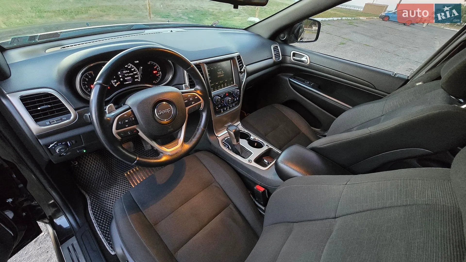 2016 Jeep Grand Cherokee - мініатюра 16