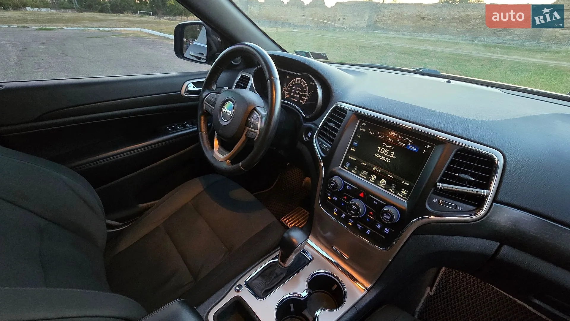 2016 Jeep Grand Cherokee - мініатюра 18