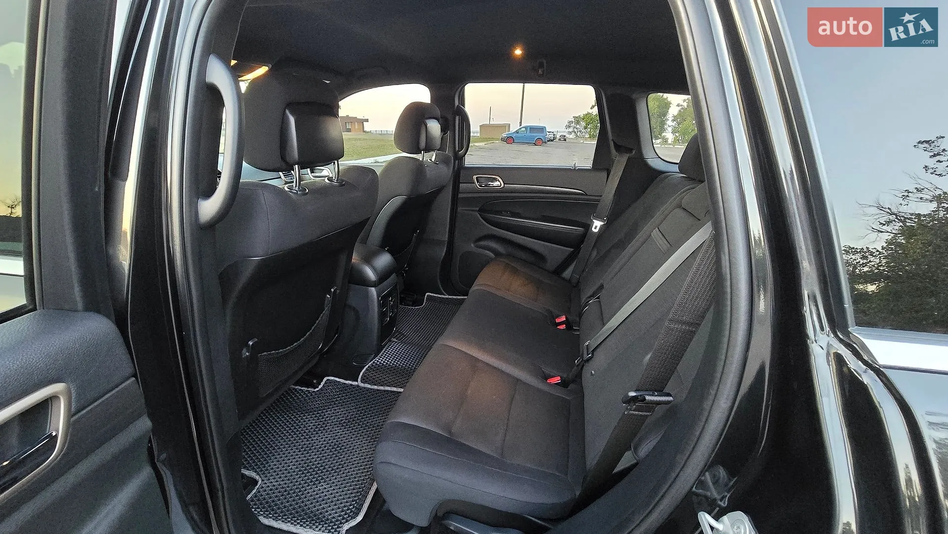 2016 Jeep Grand Cherokee - мініатюра 20