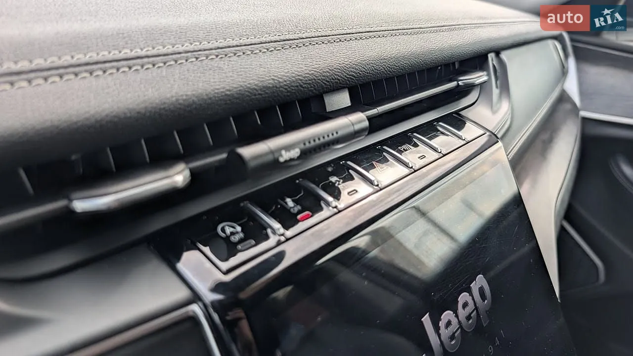 2021 Jeep Grand Cherokee - мініатюра 24