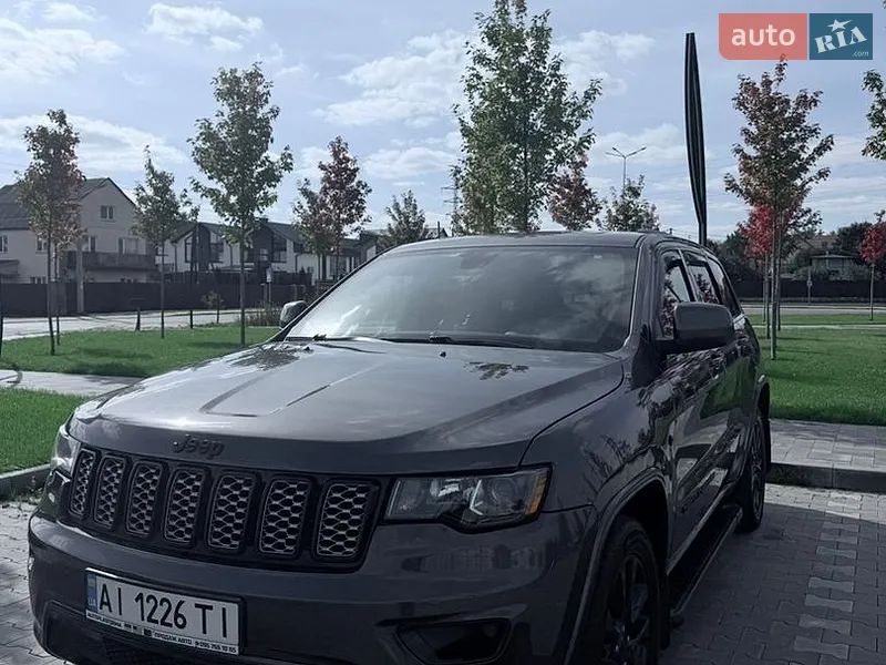 Jeep Grand Cherokee 2016