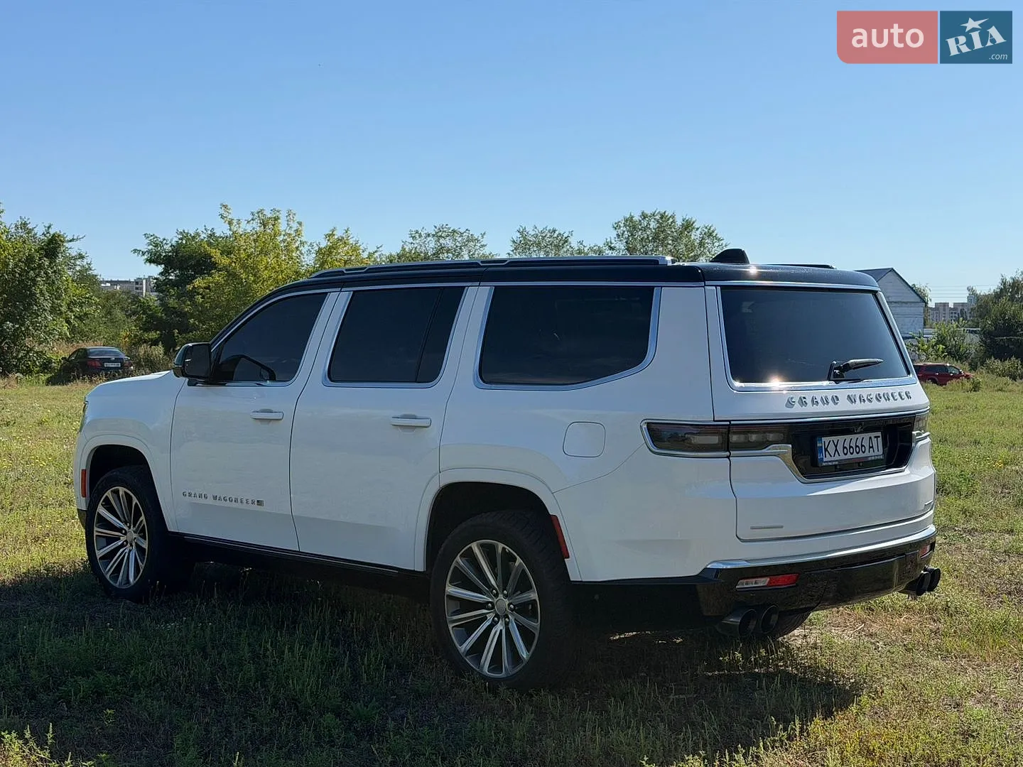 2022 Jeep Grand Wagoneer - мініатюра 7