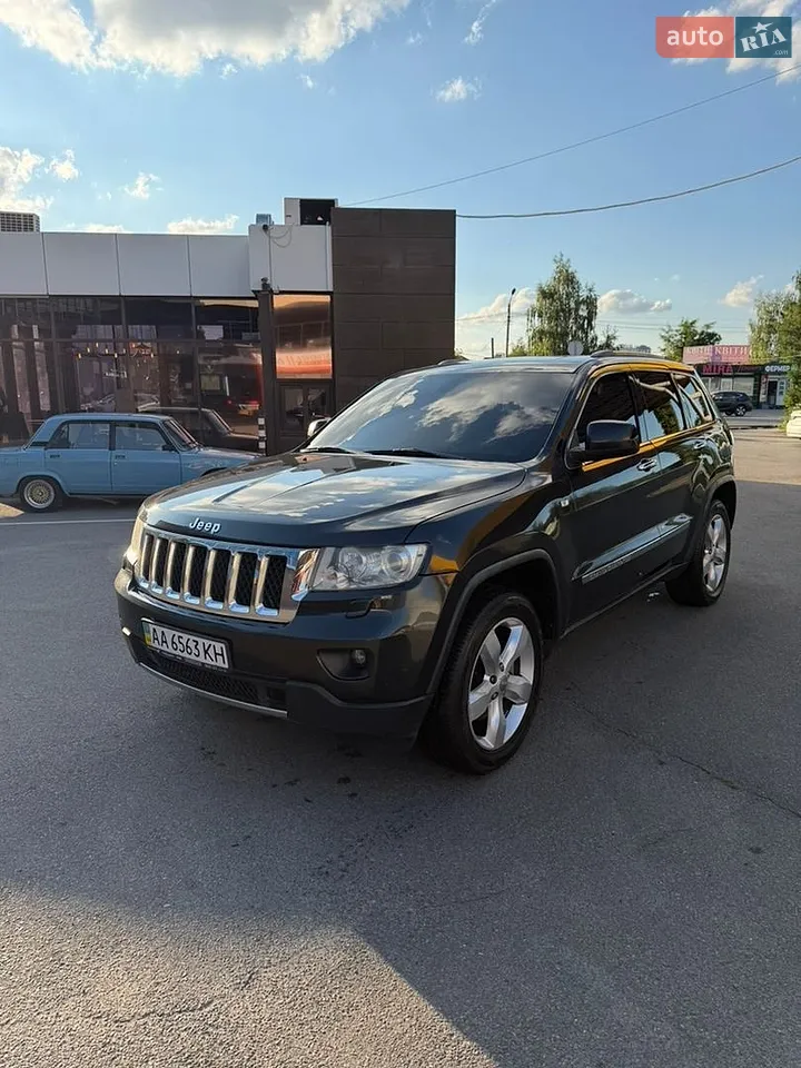 2011 Jeep Grand Cherokee - мініатюра 13
