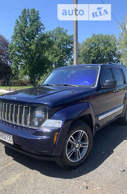 Позашляховик / Кросовер Jeep Liberty 2012 в Луцьку