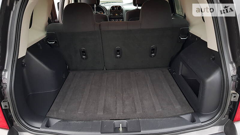 Позашляховик / Кросовер Jeep Patriot 2014 в Києві