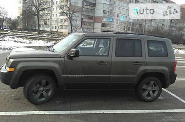 Внедорожник / Кроссовер Jeep Patriot 2015 в 