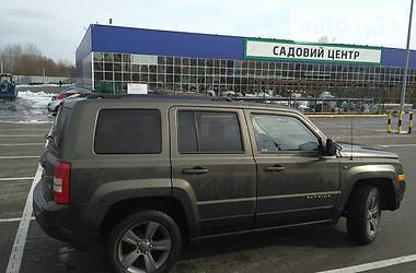 Внедорожник / Кроссовер Jeep Patriot 2015 в 