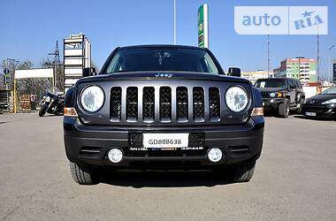 Позашляховик / Кросовер Jeep Patriot 2016 в 